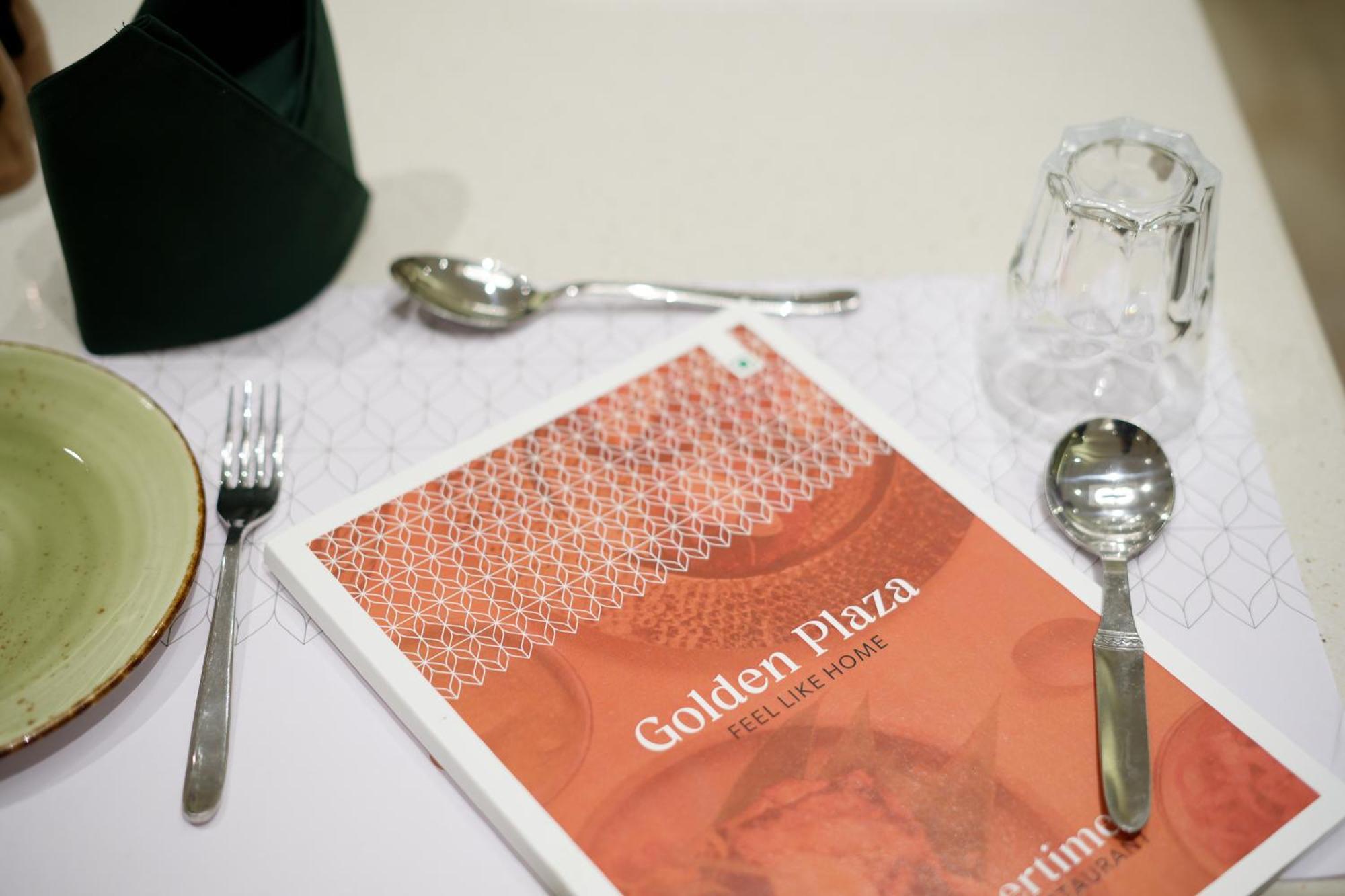 Golden Plaza Hotel Ahmedabad Exterior photo